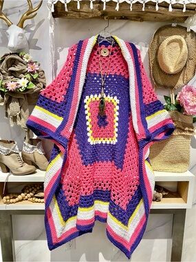Giveaway SAT MAY 30th During posh live starting 11AM EST Lounge artisan Cocoon